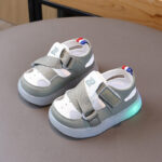 Toddler Boys & Girls LED Light-Up Sports Sandals Breathable Mesh Closed-Toe First Walkers